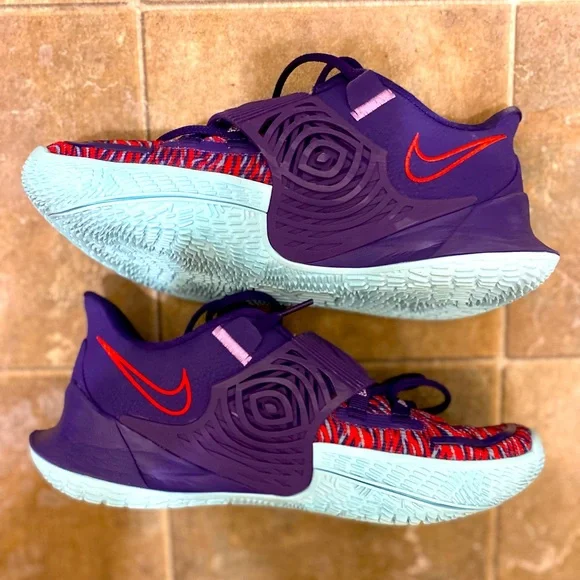 Nike Kyrie low ‘Orchid’